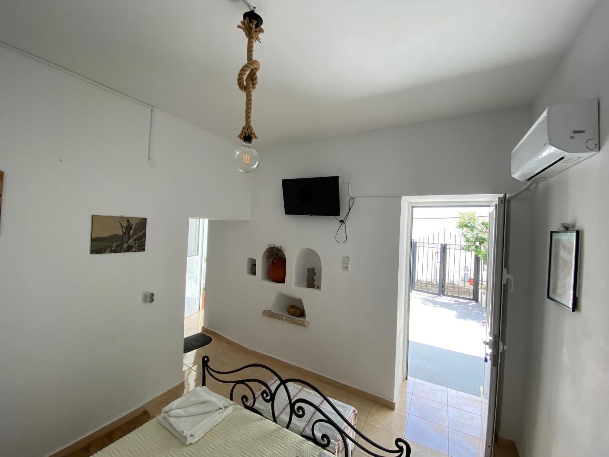 Casa Elafonisi N1- 10Min From The Beach Plokamiana Bagian luar foto